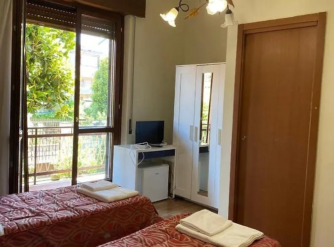 B&B Santa Monica 페로
