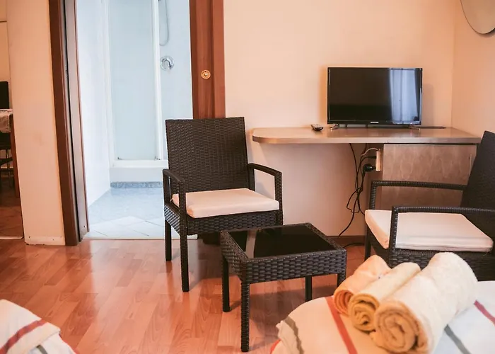 B&B Santa Monica 3*
