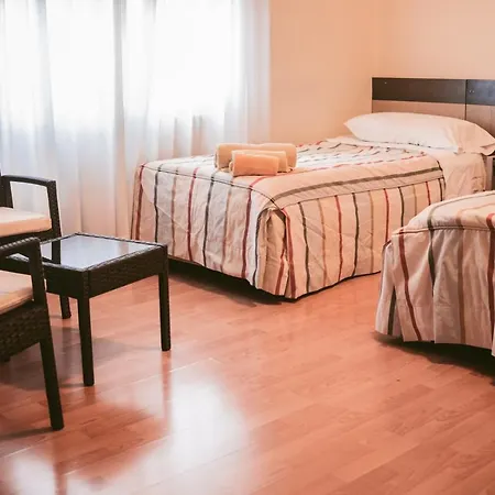 Santa Monica Bed & Breakfast