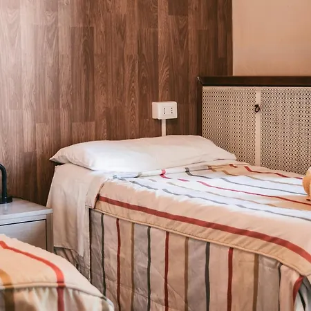 Santa Monica Bed & Breakfast Pero